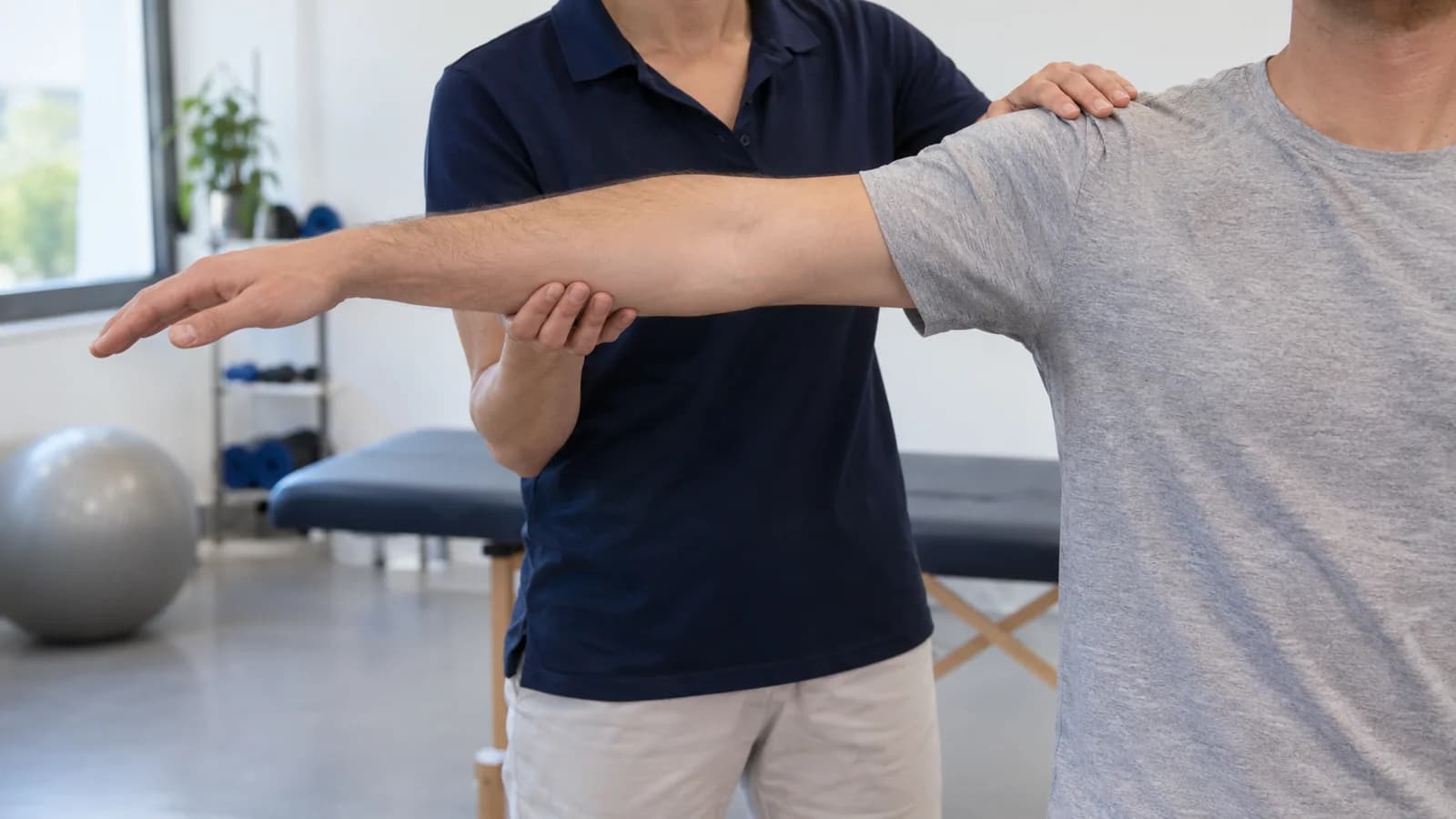 Shoulder Pain and the Rotator Cuff: Impingement or a Tear?